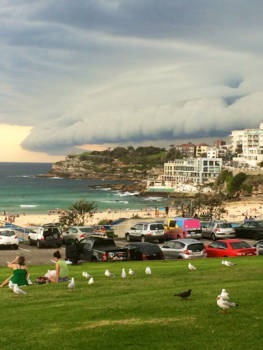 Bondi Beach - Shelf cloud over Bondi februari 2014