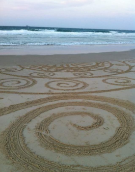 Byron Bay - Beach art 2012 Australië