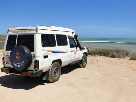 Shark Bay - Eerste zicht op Shark Bay