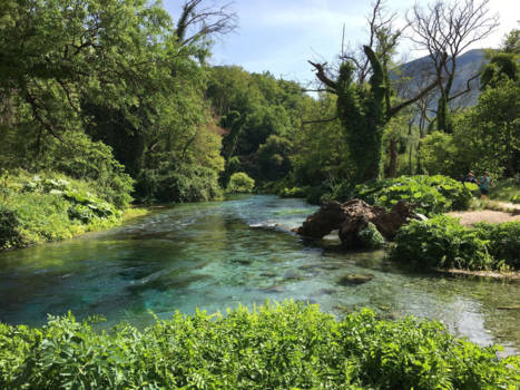 Albany - Bleu Eye in Sarande