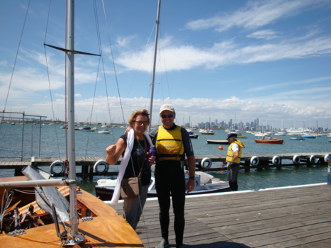 Victoria (Australië) - Australie-Williamstown-familie-bezoek. Mebourne-city op de achtergrond