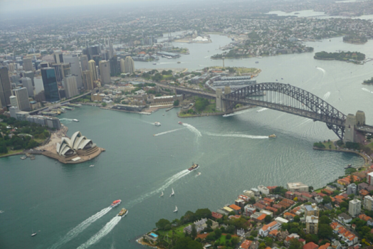 Sydney - Mijn eerste verre reis met mn vriendin. Waanzinnige helikopter vlucht over Sydney ❤️