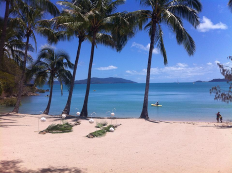 Whitsunday Islands - beautiful wedding at the beach