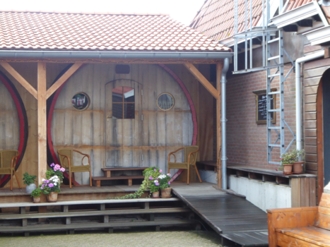 Victoria (Australië) - Heerlijk genieten in een wijnvat in Stavoren