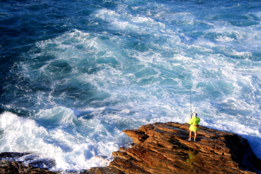 Bondi Beach - Conquering waves