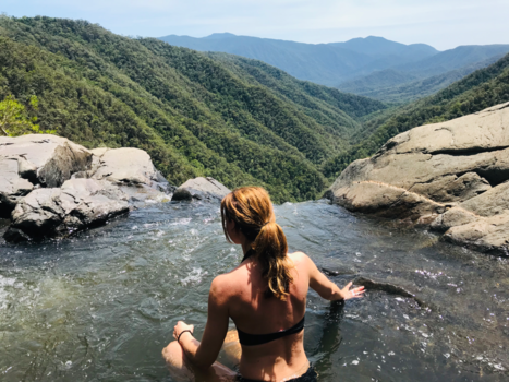 Queensland - Windin falls