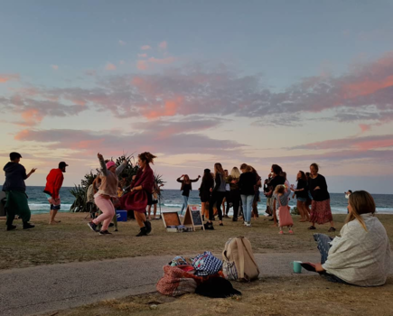 Byron Bay - dancing the sun down