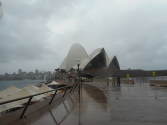 Sydney Opera House - Het Opera House op een grijze en regenachtige dag