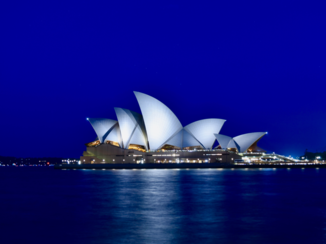 Sydney - Opera House by night